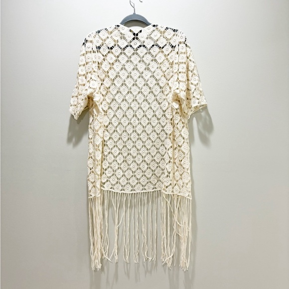 HOUSE OF HARLOW • Women’s Crochet Fringe Boho Festival Beige Cardigan One Size - Picture 2 of 4